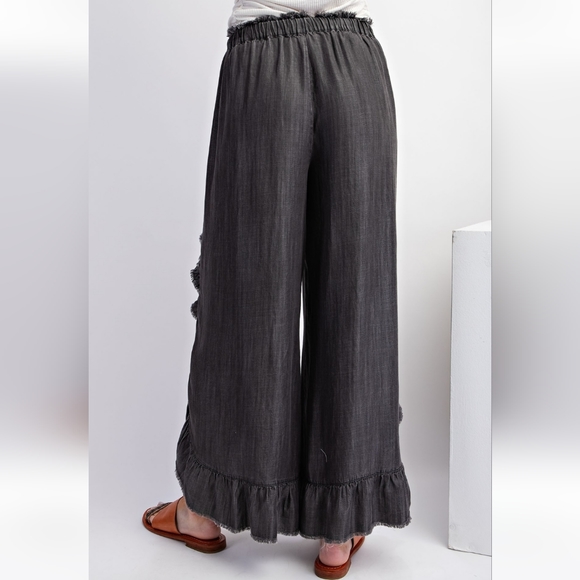 New Easel Black Ruffle Chambray Relaxed Fit Pants - Picture 4 of 6
